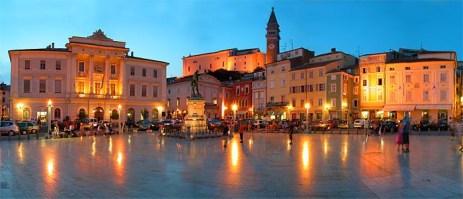 PiranSlikaNocTartinijevTrg