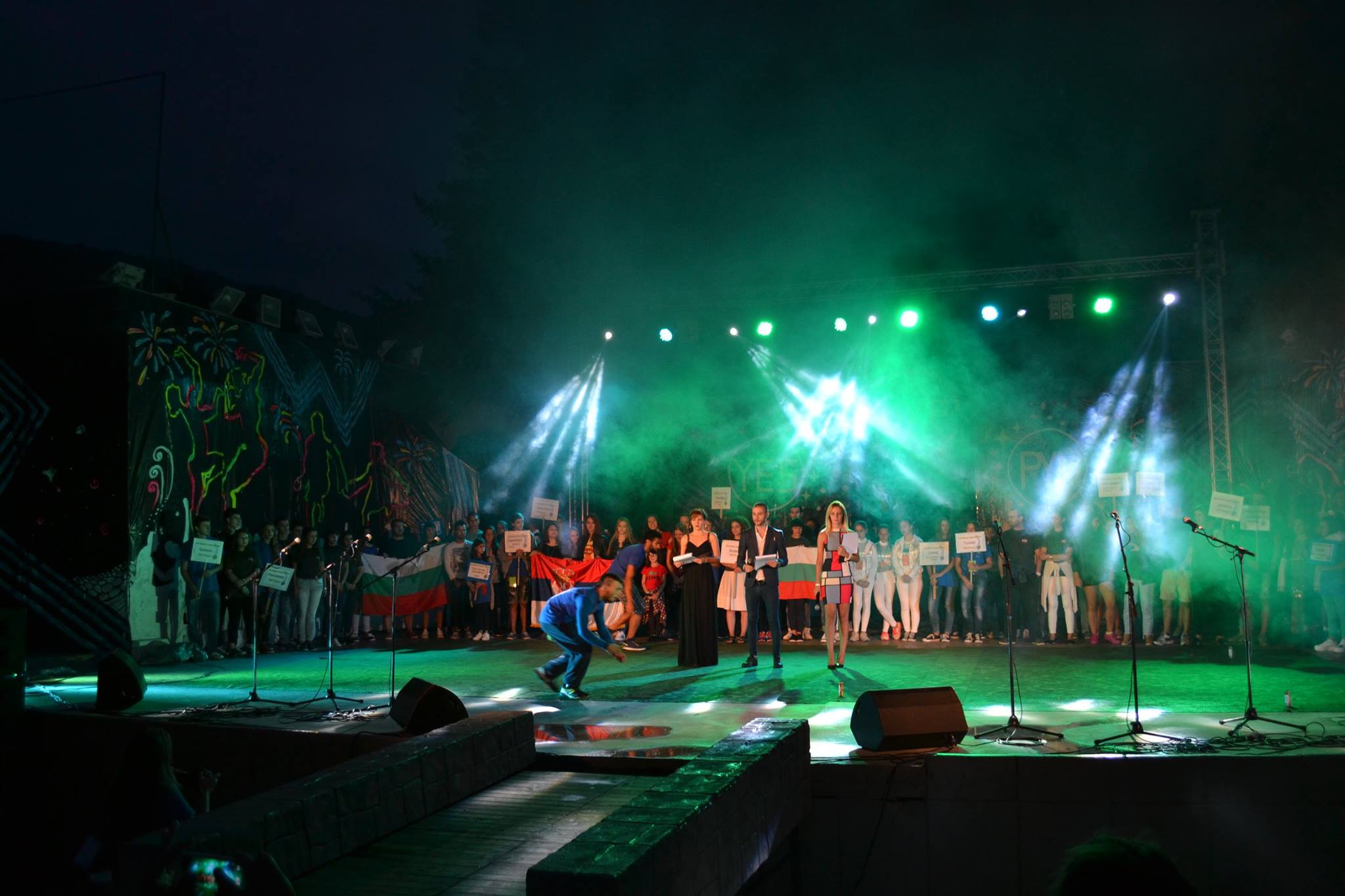 14231269_677282869089538_1299268426107850493_o