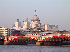 blackfriars-bridge