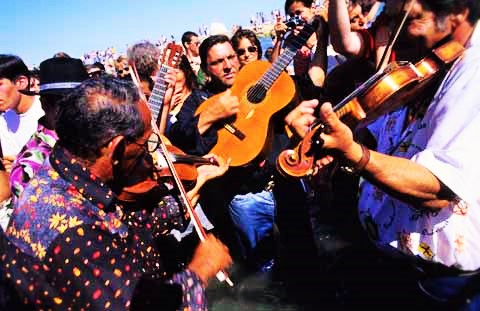Gypsy music, dance and bears at Saintes Maries festival, Camargu