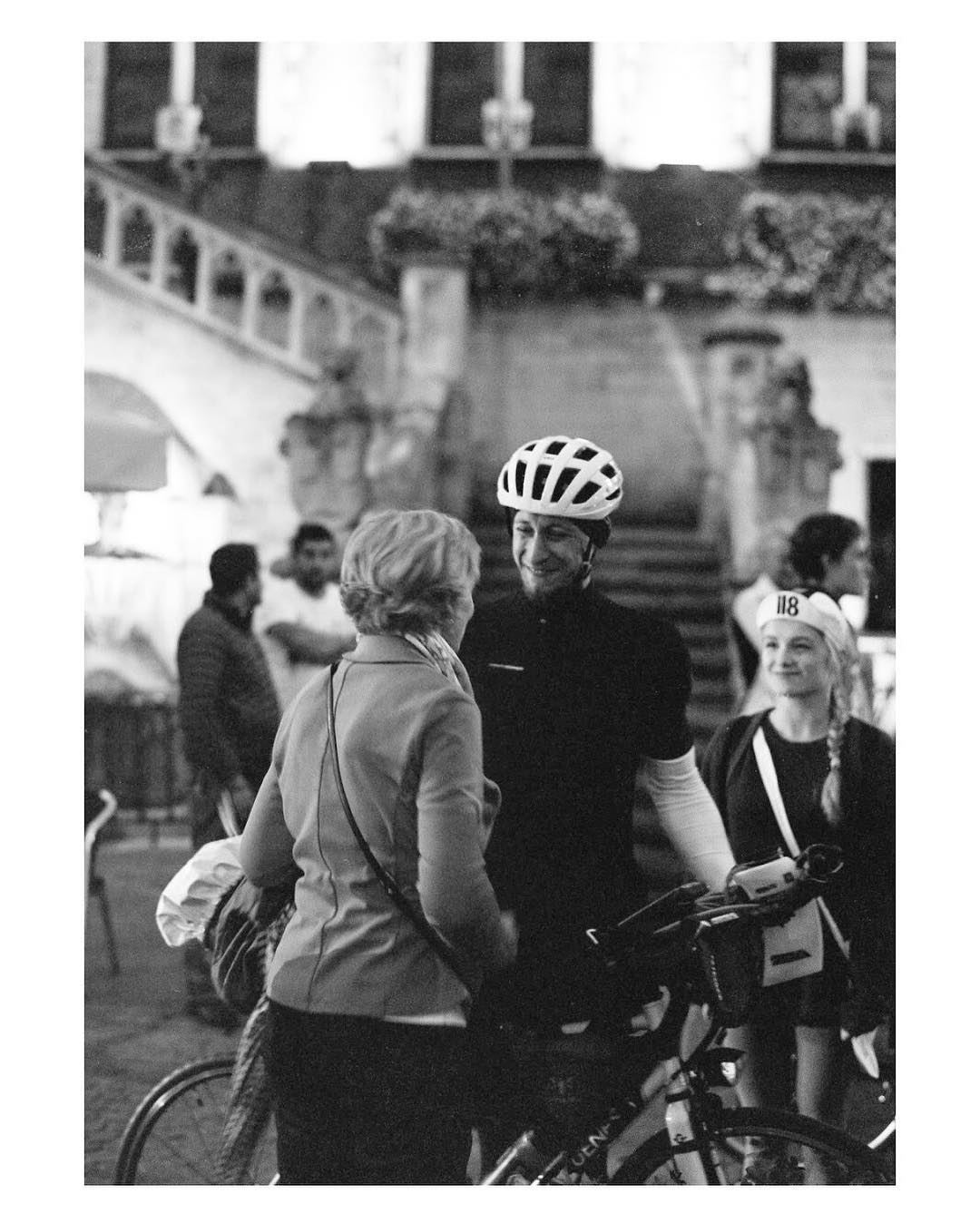 20635535_1467908413303520_1940931919046770688_n