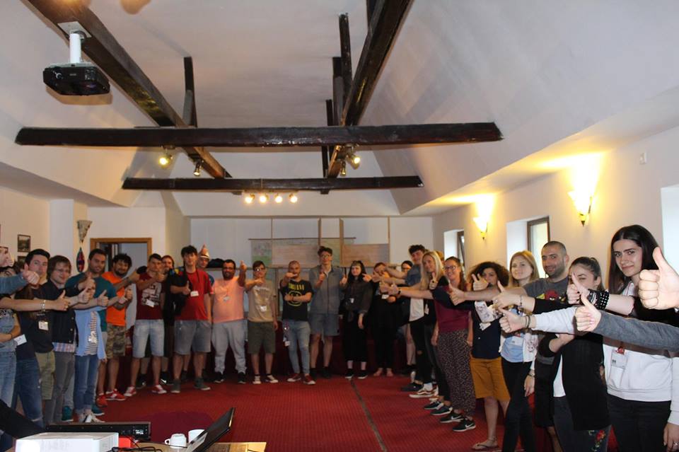 32243722_203629953581277_4830088395373936640_n