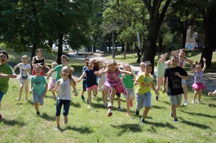 35923127_2091316541156815_4274583260954099712_n