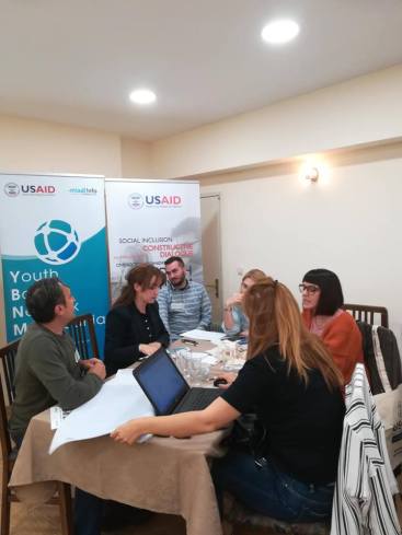 44376080_265905964067709_6862170515558105088_n