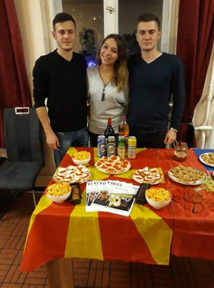 43601506_326673411432031_495504604503474176_n