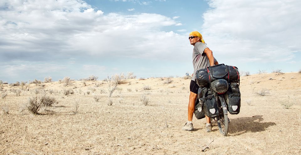 “Jeta është një udhëtim – Mos merrni me vete shumë&nbsp;bagazhe”