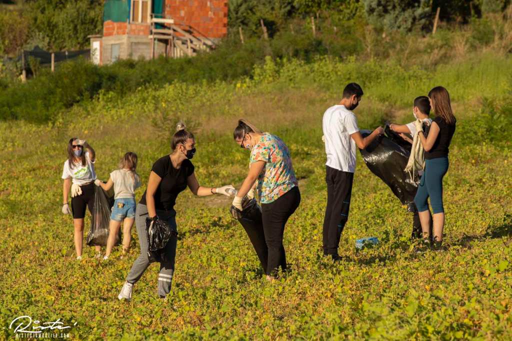 Младите кавадарчани ја менуваат&nbsp;околината