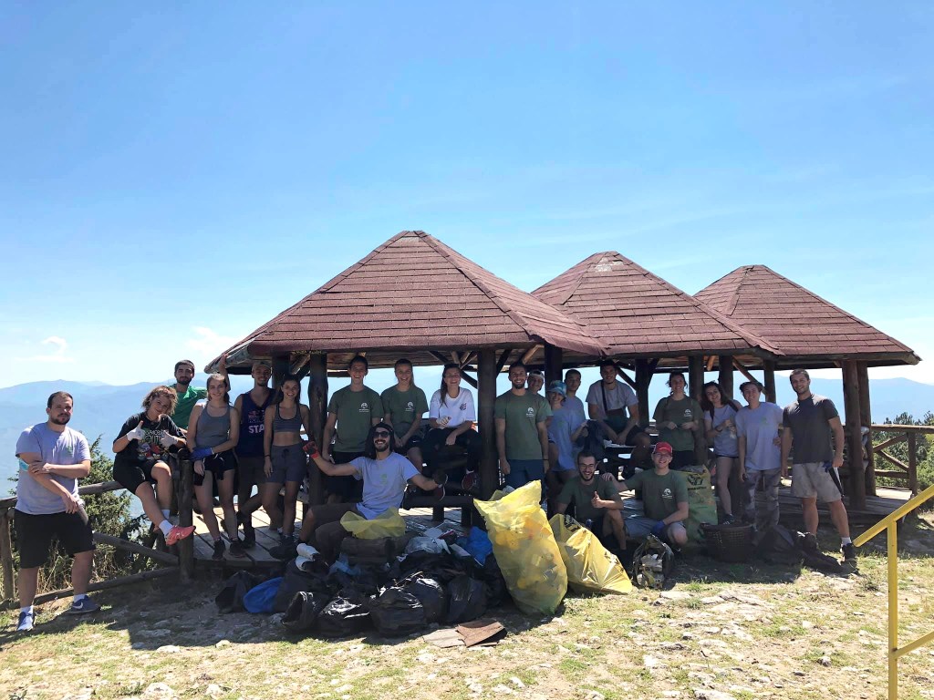 Еко-свеста ќе се разбуди со едукација и со&nbsp;казни