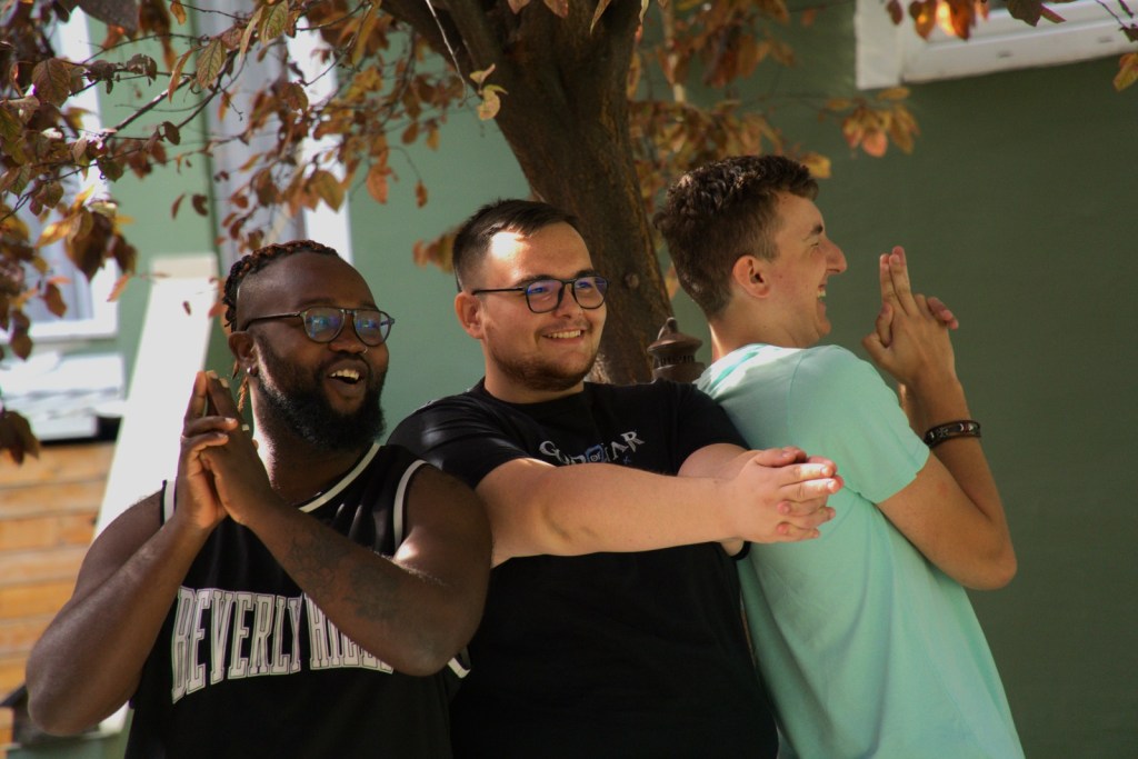 Reinventing Community Radio in the Smartphone&nbsp;Era