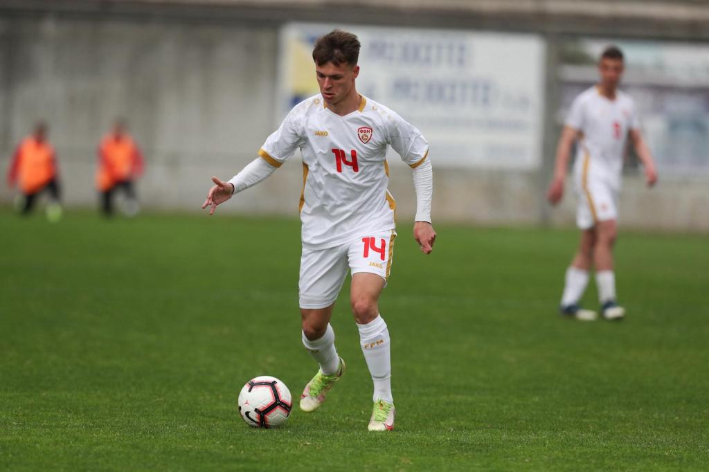 I’m living my dream as a football&nbsp;player