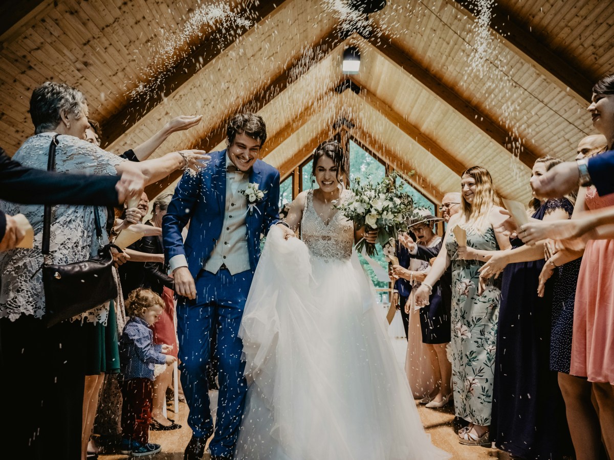 A wedding that turns into a rock&nbsp;party